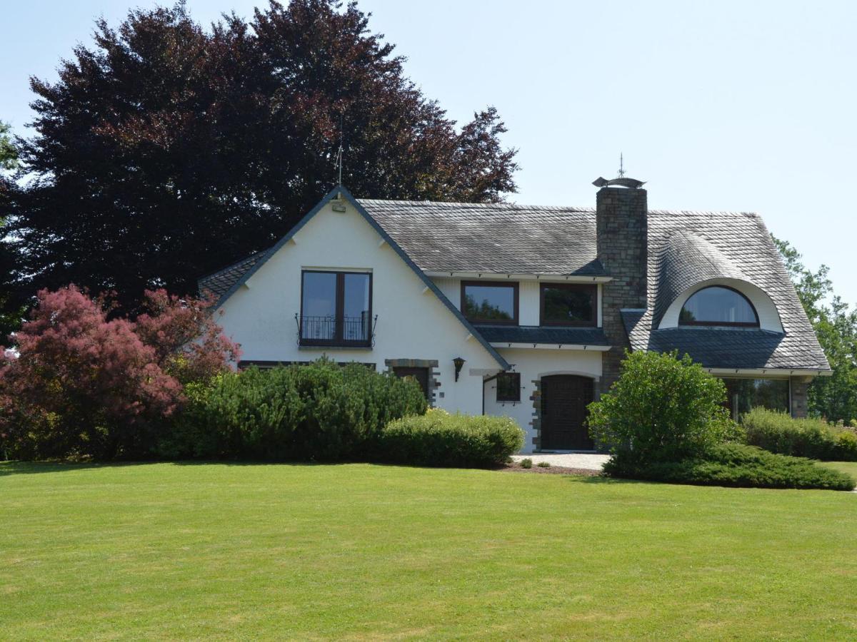 Elegant Villa In Stavelot With Fitness Playroom Zewnętrze zdjęcie