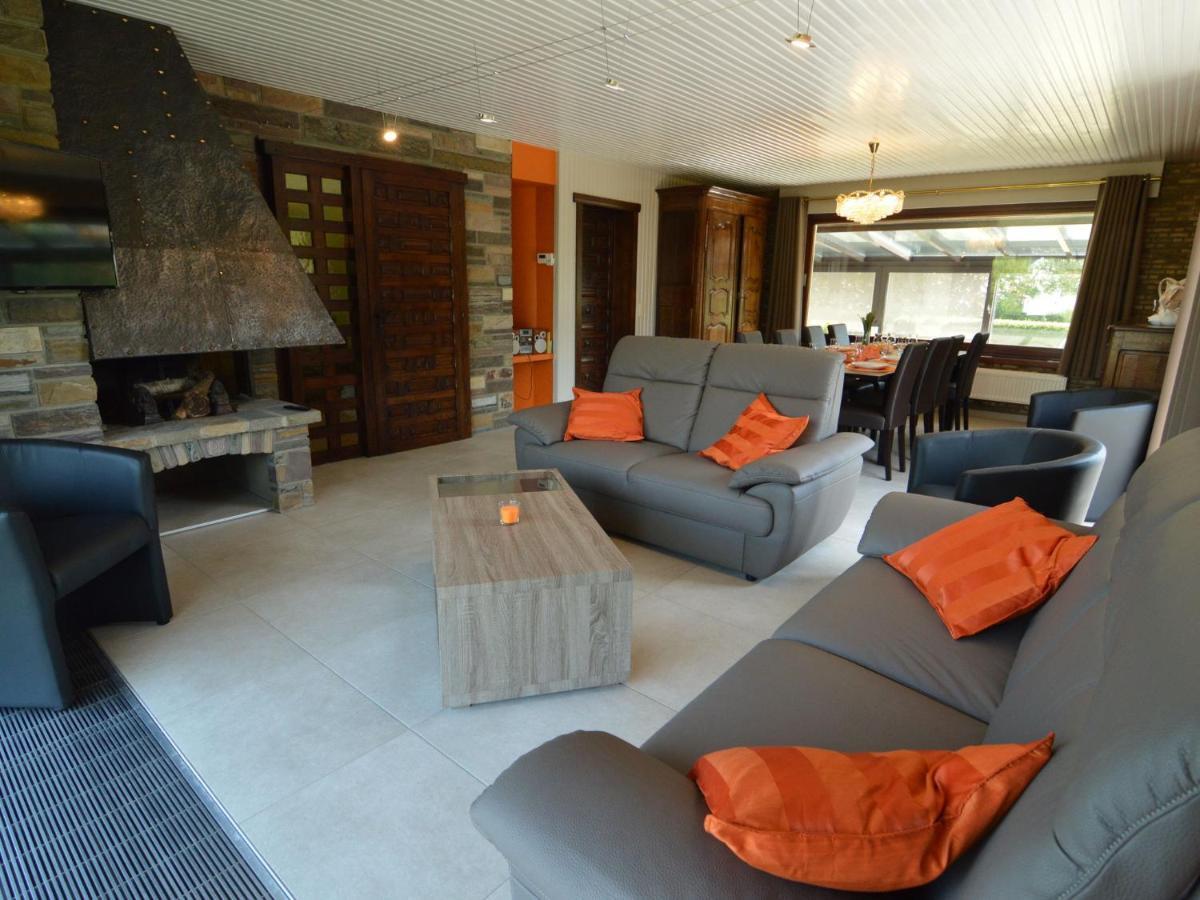 Elegant Villa In Stavelot With Fitness Playroom Zewnętrze zdjęcie