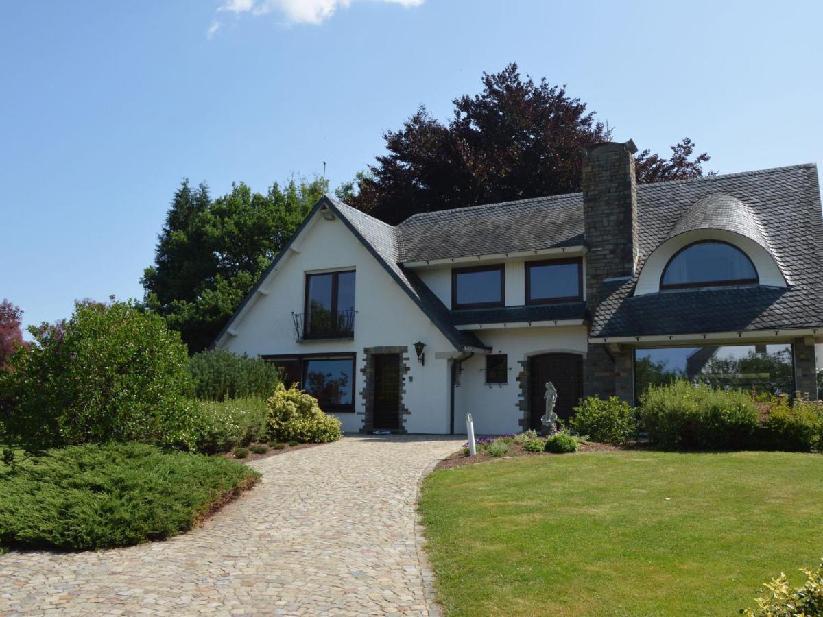 Elegant Villa In Stavelot With Fitness Playroom Zewnętrze zdjęcie