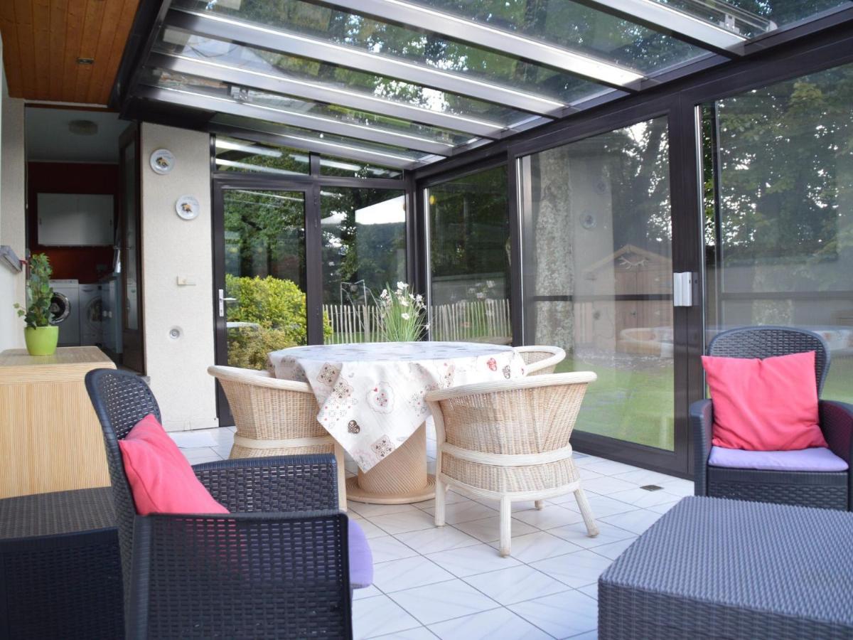 Elegant Villa In Stavelot With Fitness Playroom Zewnętrze zdjęcie